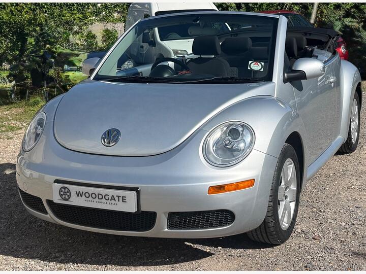 Volkswagen Beetle 1.6 Luna Cabriolet Euro 4 2dr