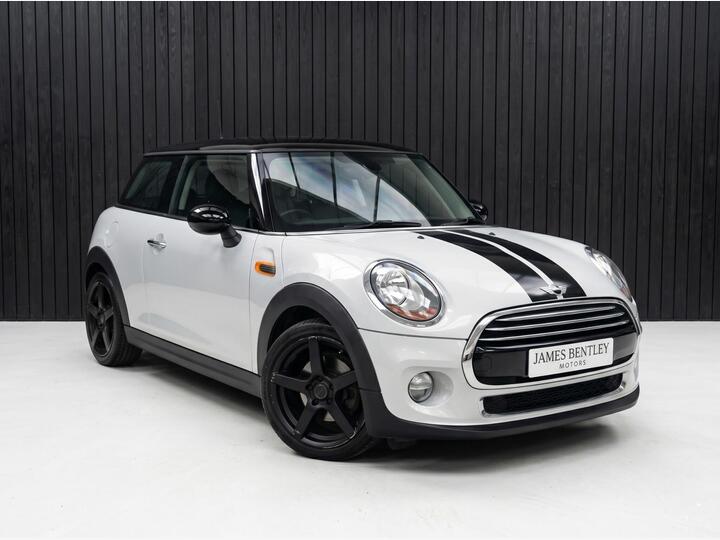 MINI Hatch 1.5 Cooper Auto Euro 6 (s/s) 3dr