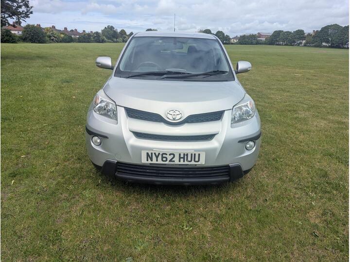 Toyota Urban Cruiser 1.4 D-4D 4WD Euro 5 5dr