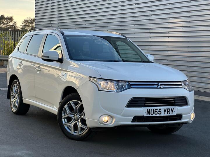 Mitsubishi Outlander 2.0h 12kWh GX3h CVT 4WD Euro 5 (s/s) 5dr