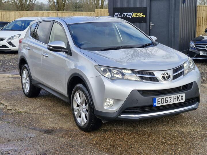 Toyota RAV4 2.2 D-CAT Icon Auto 4WD Euro 5 5dr Toyota RAV4 2.2 D-CAT Icon Auto 4WD Euro 5 5dr