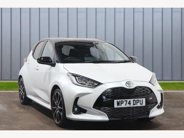 Toyota Yaris 1.5 VVT-h GR SPORT E-CVT Euro 6 (s/s) 5dr