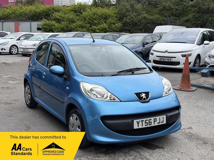 Peugeot 107 1.0 12V Urban 2 Tronic Euro 4 5dr
