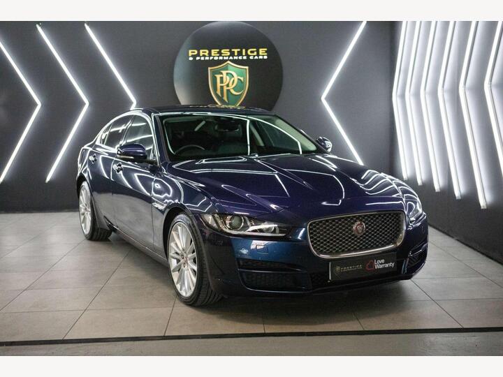 Jaguar XE 2.0d Portfolio Auto Euro 6 (s/s) 4dr