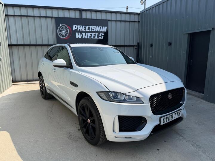 Jaguar F-PACE 2.0 D180 Chequered Flag Auto AWD Euro 6 (s/s) 5dr