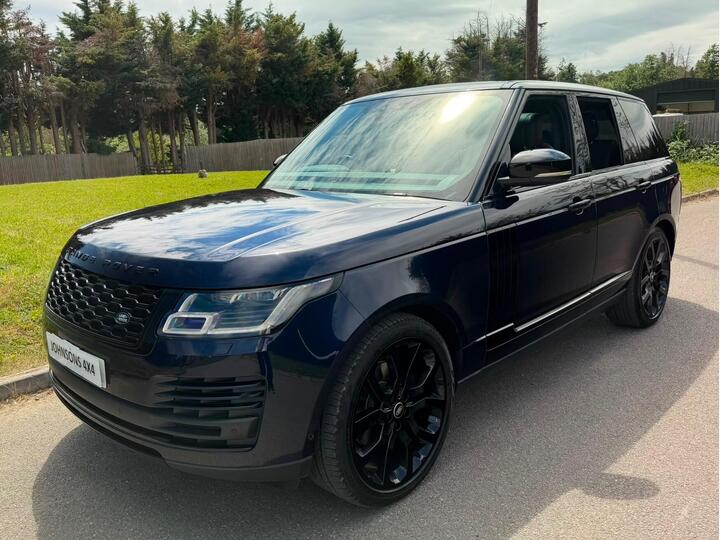 Land Rover Range Rover 3.0 SD V6 Vogue SE Auto 4WD Euro 6 (s/s) 5dr Land Rover Range Rover 3.0 SD V6 Vogue SE Auto 4WD Euro 6 (s/s) 5dr