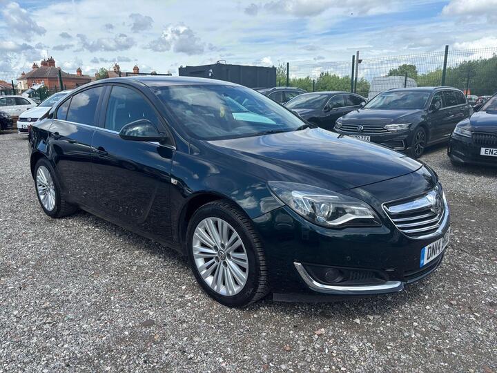 Vauxhall Insignia 1.8 16V Design Euro 5 5dr