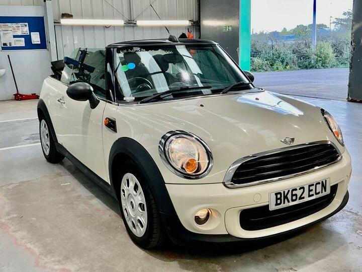 MINI Convertible 1.6 One Auto Euro 5 2dr