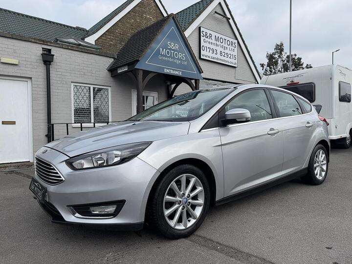 Ford Focus 1.6 Titanium Powershift Euro 6 5dr