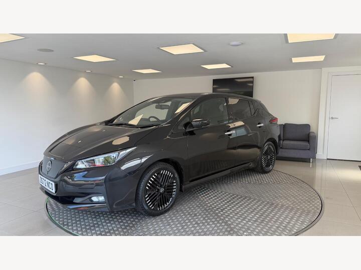 Nissan Leaf 39kWh N-Connecta Auto 5dr