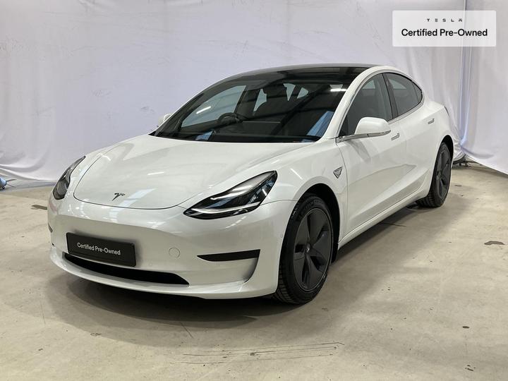 Tesla Model 3 Standard Range Plus Auto RWD 4dr