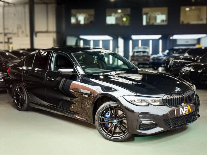 BMW 3 SERIES 2.0 330i M Sport Auto Euro 6 (s/s) 4dr