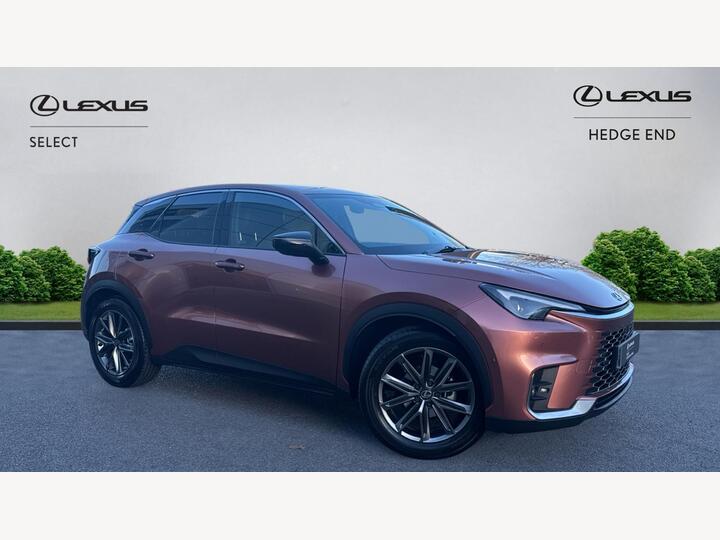 Lexus LBX 1.5 VVT-iE Takumi E-CVT Euro 6 (s/s) 5dr