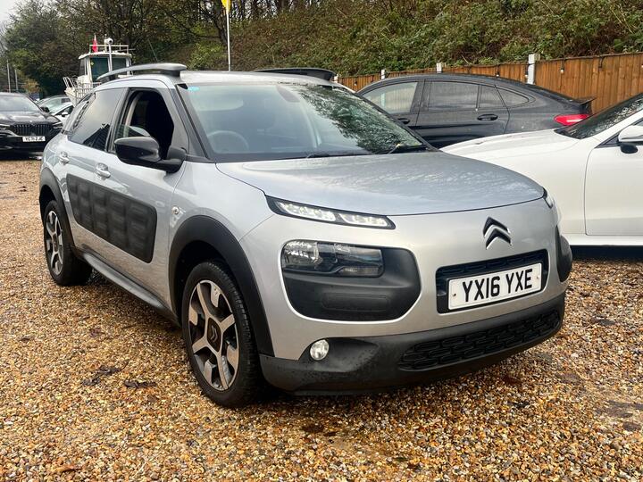 Citroen C4 Cactus 1.2 PureTech Flair Euro 6 5dr (Euro 6) Citroen C4 Cactus 1.2 PureTech Flair Euro 6 5dr (Euro 6)