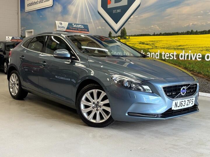 Volvo V40 1.6 D2 SE Lux Nav Euro 5 (s/s) 5dr