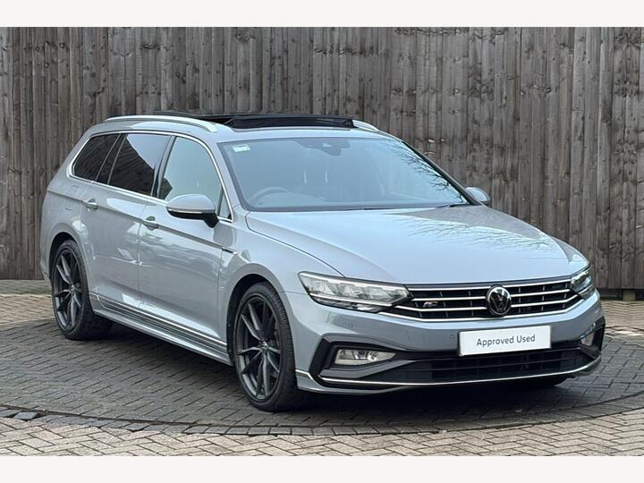 Volkswagen Passat 2.0 TDI EVO R-Line DSG Euro 6 (s/s) 5dr Volkswagen Passat 2.0 TDI EVO R-Line DSG Euro 6 (s/s) 5dr