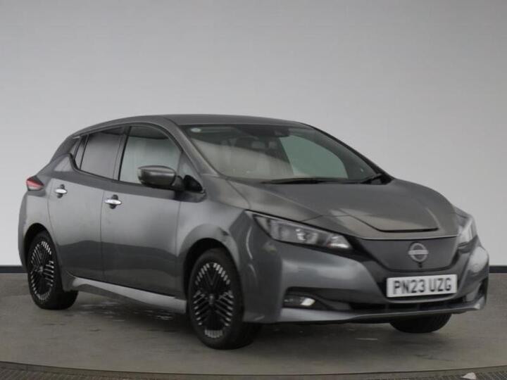 Nissan Leaf 39kWh N-Connecta Auto 5dr