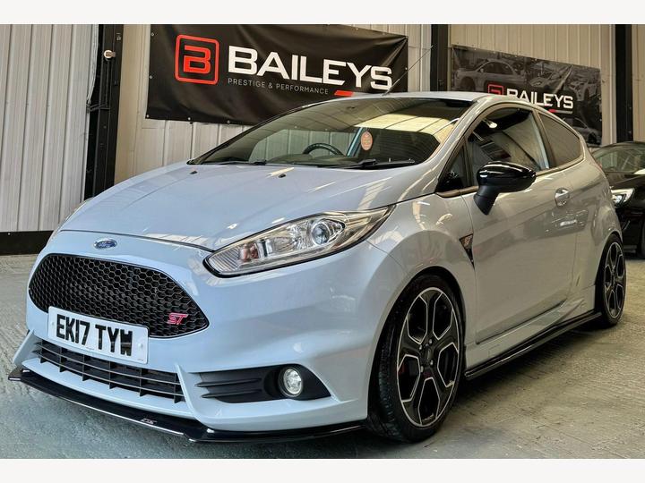Ford Fiesta 1.6T EcoBoost ST-200 Euro 6 3dr