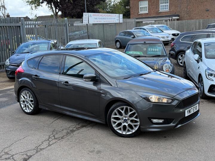 Ford Focus 1.5 TDCi ST-Line Euro 6 (s/s) 5dr