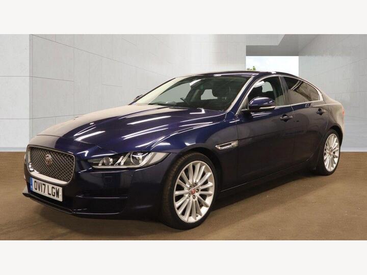 Jaguar XE 2.0d Portfolio Auto Euro 6 (s/s) 4dr