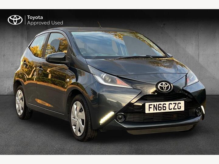 Toyota AYGO 1.0 VVT-i X-play Euro 6 5dr