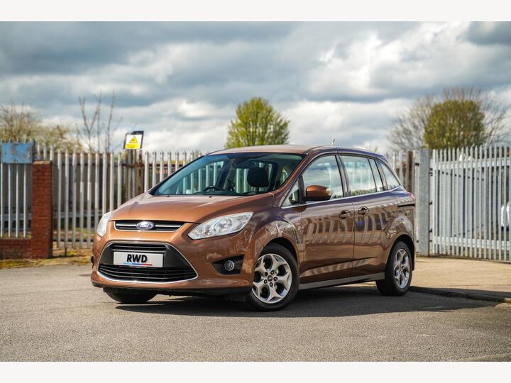Ford Grand C-Max 1.6 TDCi Zetec Euro 5 5dr Ford Grand C-Max 1.6 TDCi Zetec Euro 5 5dr
