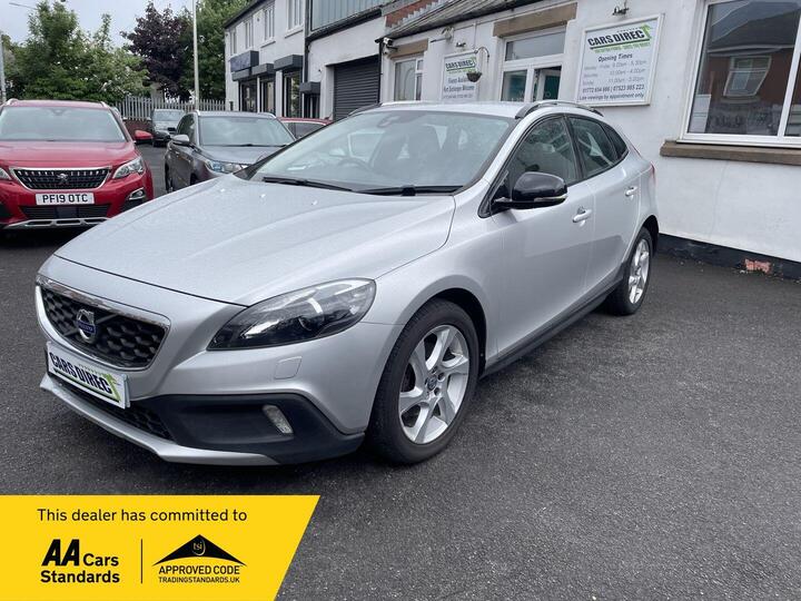 Volvo V40 Cross Country 1.6 D2 Lux Powershift Euro 5 (s/s) 5dr