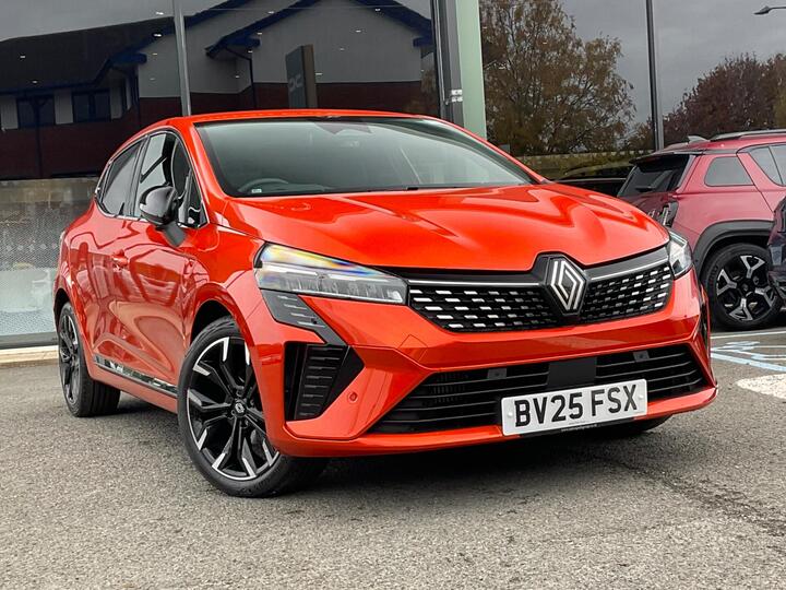 Renault Clio 1.0 TCe Techno Euro 6 (s/s) 5dr Renault Clio 1.0 TCe Techno Euro 6 (s/s) 5dr