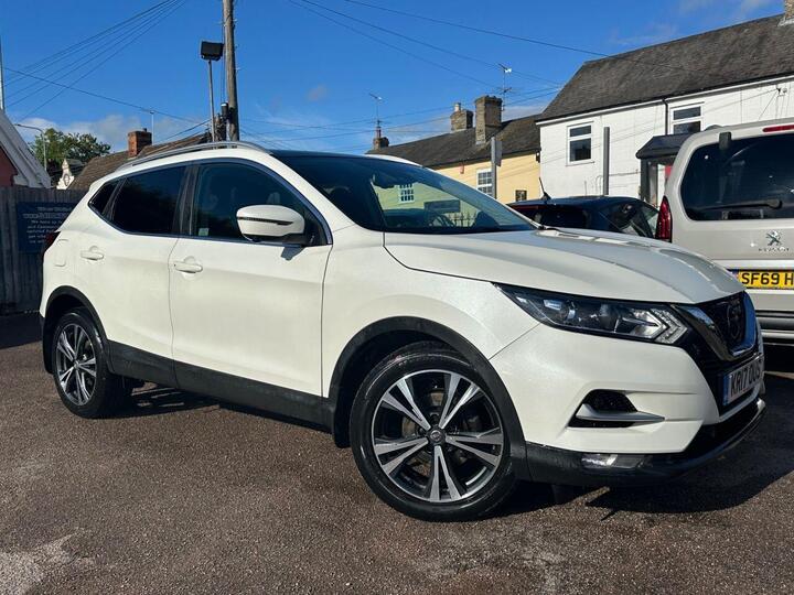 Nissan QASHQAI 1.2 DIG-T N-Connecta Euro 6 (s/s) 5dr