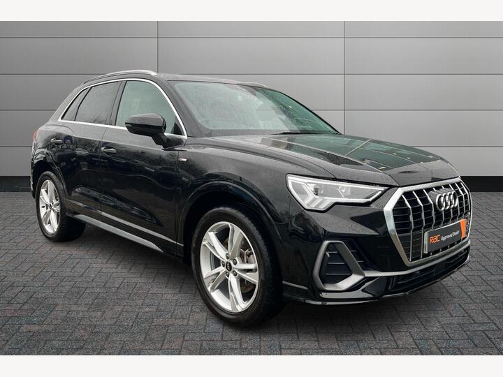 Audi Q3 1.4 TFSIe 45 S Line S Tronic Euro 6 (s/s) 5dr 13kWh