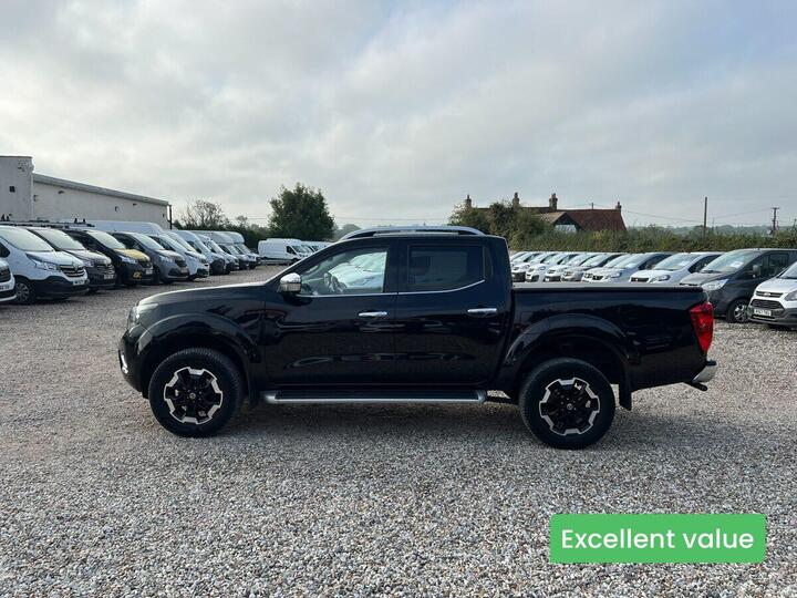Nissan Navara 2.3 DCi Tekna Auto 4WD Euro 6 4dr