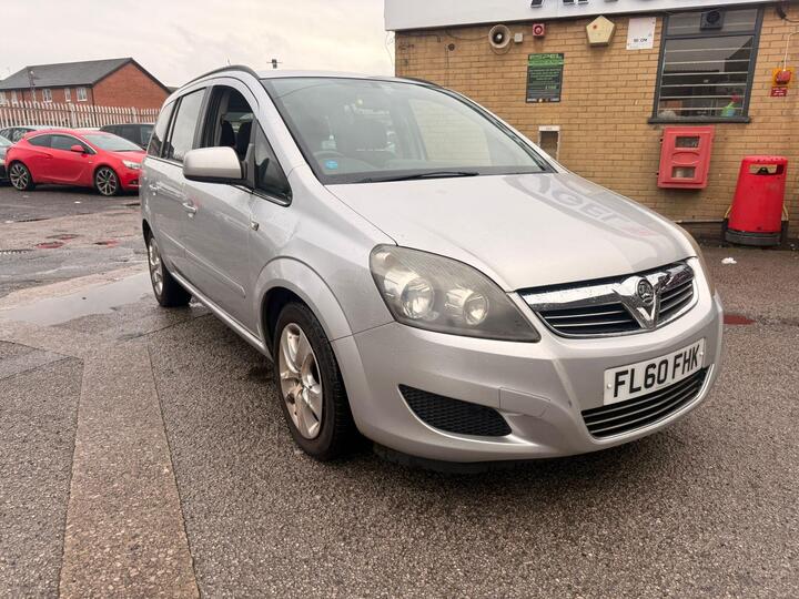 Vauxhall Zafira 1.8 16V Exclusiv Euro 5 5dr Vauxhall Zafira 1.8 16V Exclusiv Euro 5 5dr