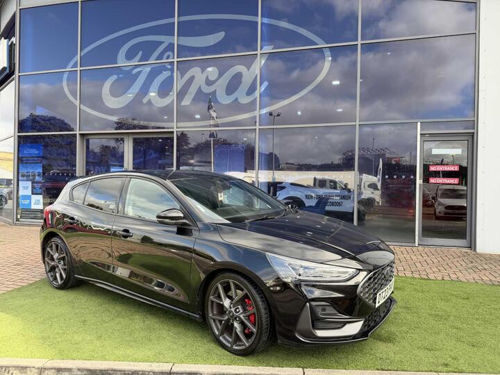 Ford Focus 2.3T EcoBoost ST Auto Euro 6 (s/s) 5dr