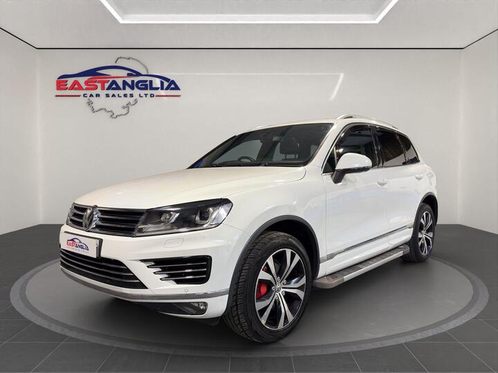 Volkswagen Touareg 3.0 TDI V6 BlueMotion Tech R-Line Tiptronic 4WD Euro 6 (s/s) 5dr