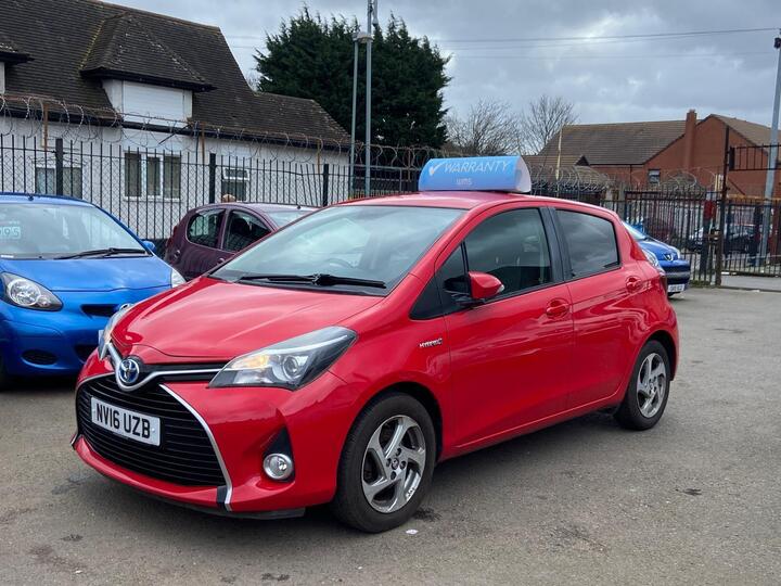 Toyota Yaris 1.5 VVT-h Icon E-CVT Euro 6 5dr Toyota Yaris 1.5 VVT-h Icon E-CVT Euro 6 5dr