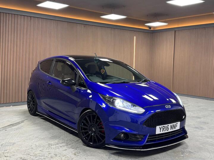 Ford Fiesta 1.6T EcoBoost ST-3 Euro 6 3dr
