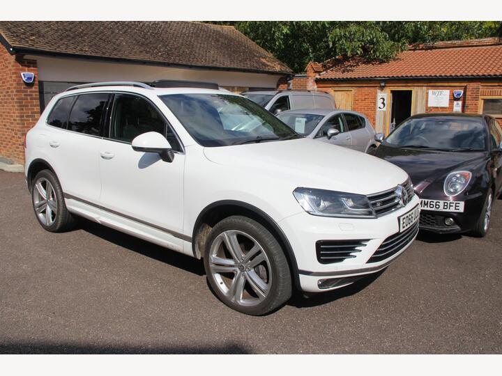 Volkswagen Touareg 3.0 TDI V6 BlueMotion Tech R-Line Plus Tiptronic 4WD Euro 6 (s/s) 5dr