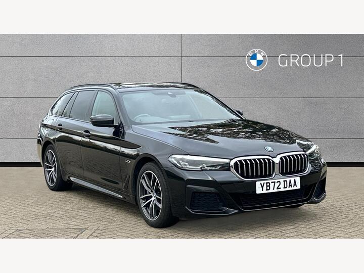 BMW 5 Series 2.0 530e 12kWh M Sport Touring Steptronic Euro 6 (s/s) 5dr BMW 5 Series 2.0 530e 12kWh M Sport Touring Steptronic Euro 6 (s/s) 5dr