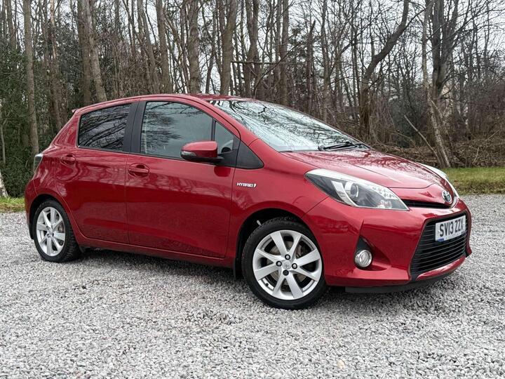 Toyota YARIS 1.5 VVT-h T Spirit CVT Euro 5 5dr