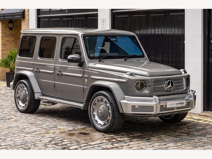 Mercedes-Benz G Class 4.0 G63 V8 BiTurbo MHEV AMG MANUFAKTUR Edition SpdS+9GT 4WD Euro 6 (s/s) 5dr Mercedes-Benz G Class 4.0 G63 V8 BiTurbo MHEV AMG MANUFAKTUR Edition SpdS+9GT 4WD Euro 6 (s/s) 5dr