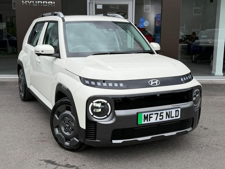 Hyundai INSTER Long Range 49kWh Cross Auto 5dr Hyundai INSTER Long Range 49kWh Cross Auto 5dr