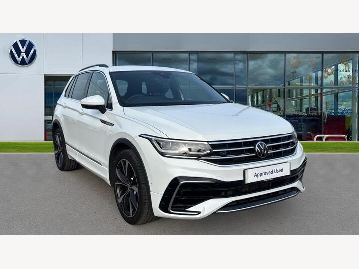 Volkswagen Tiguan 1.5 TSI R-Line DSG Euro 6 (s/s) 5dr Volkswagen Tiguan 1.5 TSI R-Line DSG Euro 6 (s/s) 5dr