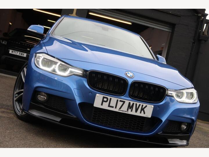 BMW 3 SERIES 2.0 330e 7.6kWh M Sport Auto Euro 6 (s/s) 4dr BMW 3 SERIES 2.0 330e 7.6kWh M Sport Auto Euro 6 (s/s) 4dr