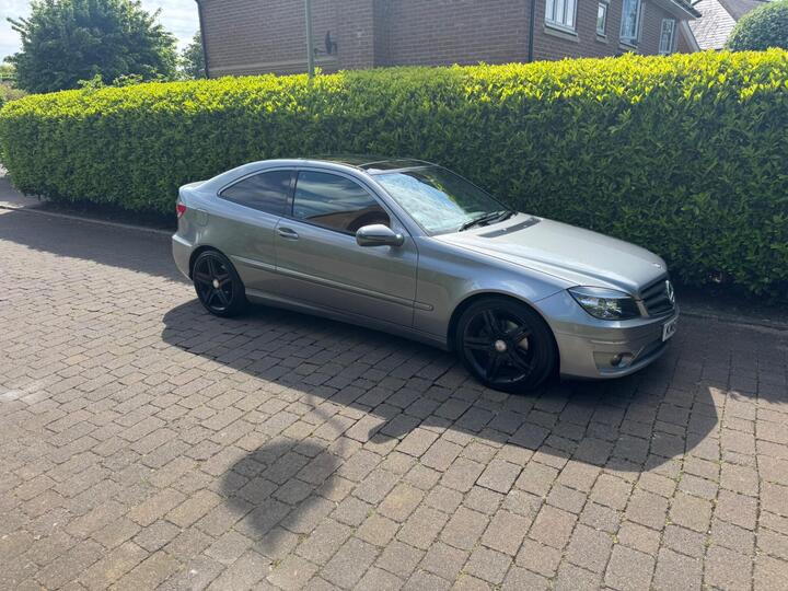 Mercedes-Benz CLC Class 1.8 CLC200K Sport Coupe Auto Euro 4 3dr Mercedes-Benz CLC Class 1.8 CLC200K Sport Coupe Auto Euro 4 3dr