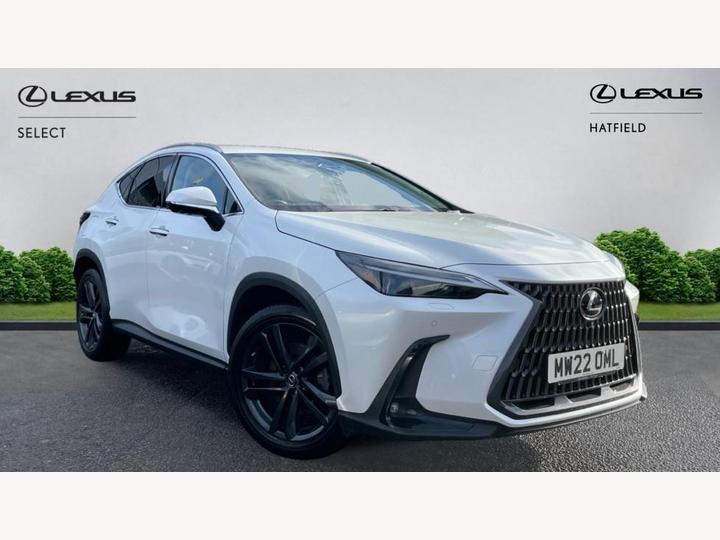 Lexus NX 2.5 450h+ 18.1kWh Premium Plus E-CVT 4WD Euro 6 (s/s) 5dr