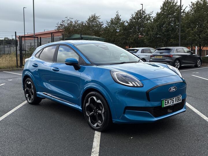 Ford Puma Standard Range 43kWh Premium Auto 5dr
