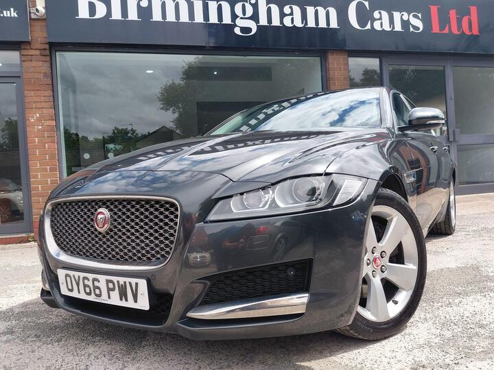 Jaguar XF 2.0d Portfolio Auto Euro 6 (s/s) 4dr