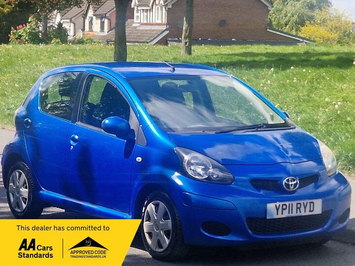 Toyota AYGO 1.0 VVT-i Blue Euro 5 5dr