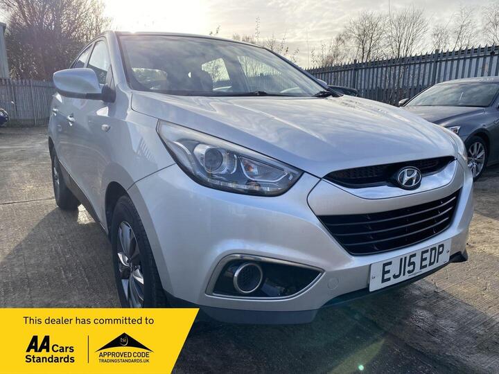 Hyundai Ix35 1.7 CRDi S Euro 5 (s/s) 5dr Hyundai Ix35 1.7 CRDi S Euro 5 (s/s) 5dr