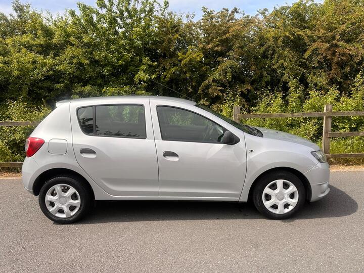 Dacia Sandero 1.2 Ambiance Euro 5 5dr